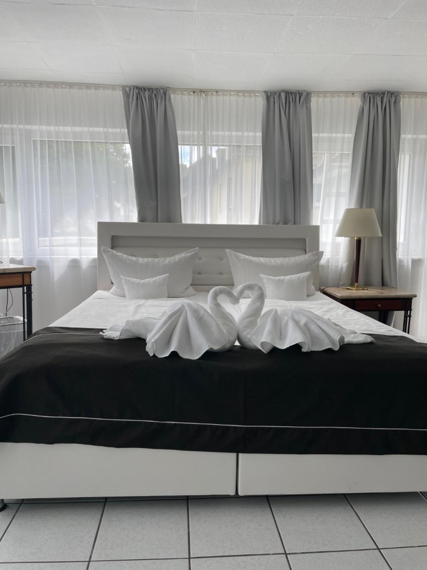 Hotel Schaefer Зіген Екстер'єр фото